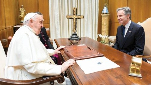 L’udienza pontificia al Segretario di Stato Usa QUO-269 L’udienza pontificia al Segretario di Stato Usa QUO-269