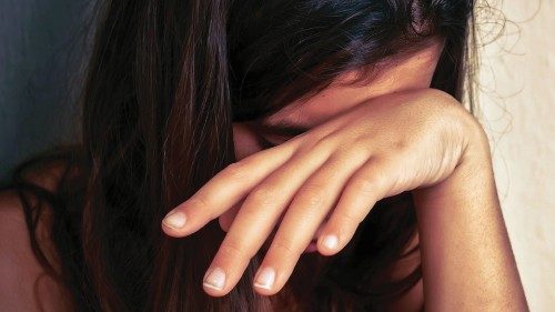 Rompere il silenzio QUO-271 Rompere il silenzio QUO-271