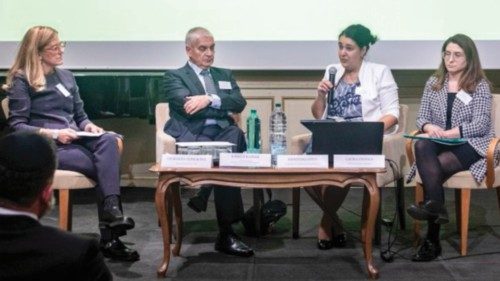 L’aiuto della Santa Sede agli ebrei vittime della Shoah QUO-273 L’aiuto della Santa Sede agli ebrei vittime della Shoah QUO-273