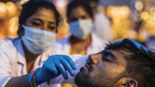 L’India e la sfida delle infezioni resistenti QUO-284 L’India e la sfida delle infezioni resistenti QUO-284