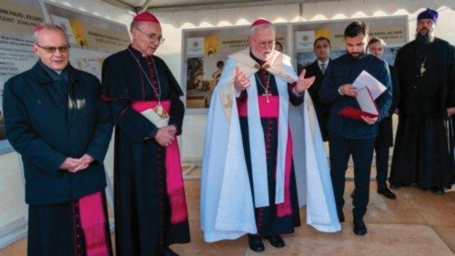 Fortificare la fede e i legami di fratellanza QUO-285 Fortificare la fede e i legami di fratellanza QUO-285