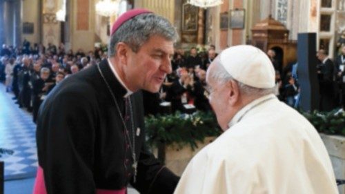  Con la compassione  e la tenerezza di Cristo  QUO-285