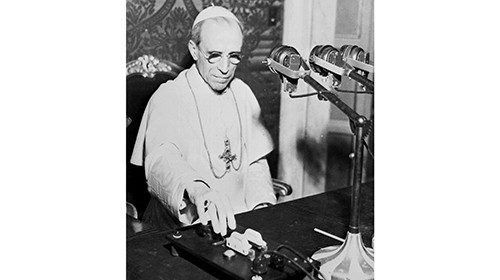 20060303 - CITTA' DEL VATICANO - CRO  -  +++PAPA: RADIO DA' VOCE A S.SEDE E DIALOGA CON IL MONDO+++ ...