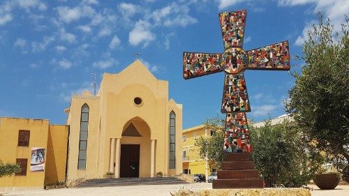 Lampedusa scuola di vita che insegna a donare umanità QUO-287 Lampedusa scuola di vita che insegna a donare umanità QUO-287