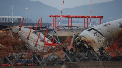 The wreckage of the Jeju Air aircraft that went off the runway and crashed at Muan International ... The wreckage of the Jeju Air aircraft that went off the runway and crashed at Muan International ...