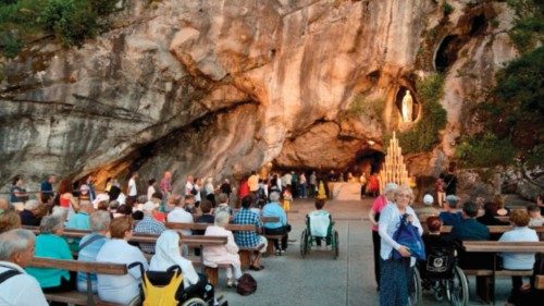 A Lourdes Giubileo aperto all’insegna di Maria QUO-001 A Lourdes Giubileo aperto all’insegna di Maria QUO-001