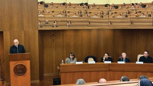 Strumento prezioso per rendere servizio alla verità QUO-010 Strumento prezioso per rendere servizio alla verità QUO-010