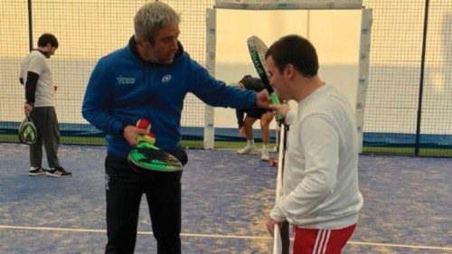 Quando a padel i ragazzi con autismo sembrano Sinner QUO-015 Quando a padel i ragazzi con autismo sembrano Sinner QUO-015