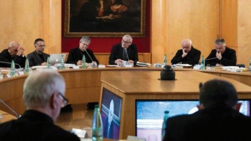  Una Chiesa  vicina ai piccoli  QUO-016
