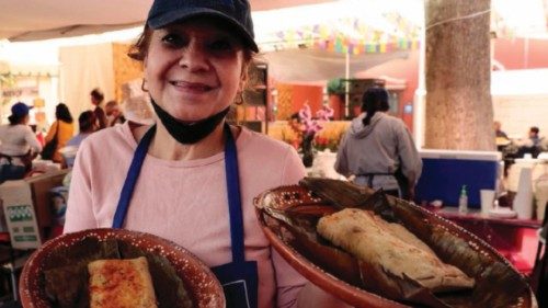 Chi trova Gesù offre i «tamales» QUO-026 Chi trova Gesù offre i «tamales» QUO-026