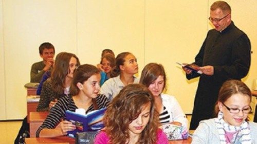 L’insegnamento della religione nelle scuole: la crisi nelle relazioni Stato-Chiesa in Polonia ... L’insegnamento della religione nelle scuole: la crisi nelle relazioni Stato-Chiesa in Polonia ...