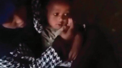 Il grido d’aiuto di una migrante: in Libia «stiamo vivendo l’inferno» QUO-105 Il grido d’aiuto di una migrante: in Libia «stiamo vivendo l’inferno» QUO-105