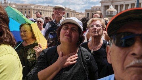 epa12112432 Worshippers attend the Inauguration Mass of Pope Leo XIV at St Peters Square in Vatican ... epa12112432 Worshippers attend the Inauguration Mass of Pope Leo XIV at St Peters Square in Vatican ...