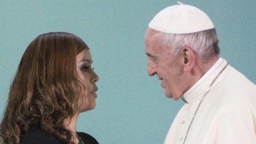 «Grazie a quel dialogo pubblico ho smesso di sentirmi disprezzata» QUO-117 «Grazie a quel dialogo pubblico ho smesso di sentirmi disprezzata» QUO-117