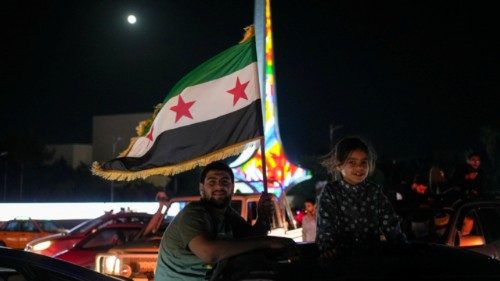 epa12101176 Syrians celebrate following Syrian President Ahmad al-Sharaa's speech after the lifting ... epa12101176 Syrians celebrate following Syrian President Ahmad al-Sharaa's speech after the lifting ...