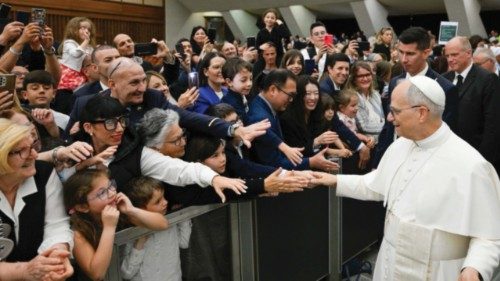  Costruttori di unità, custodi di memoria e missione  QUO-120