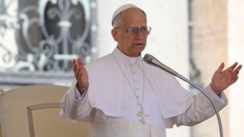 Fermare la guerra e sostenere dialogo e pace QUO-123 Fermare la guerra e sostenere dialogo e pace QUO-123