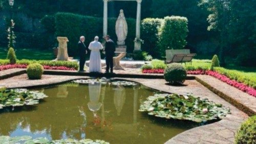 Leone XIV al Borgo Laudato si’ di Castel Gandolfo QUO-124 Leone XIV al Borgo Laudato si’ di Castel Gandolfo QUO-124