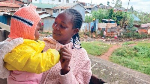Una via di fuga per le donne di Kibera QUO-125 Una via di fuga per le donne di Kibera QUO-125