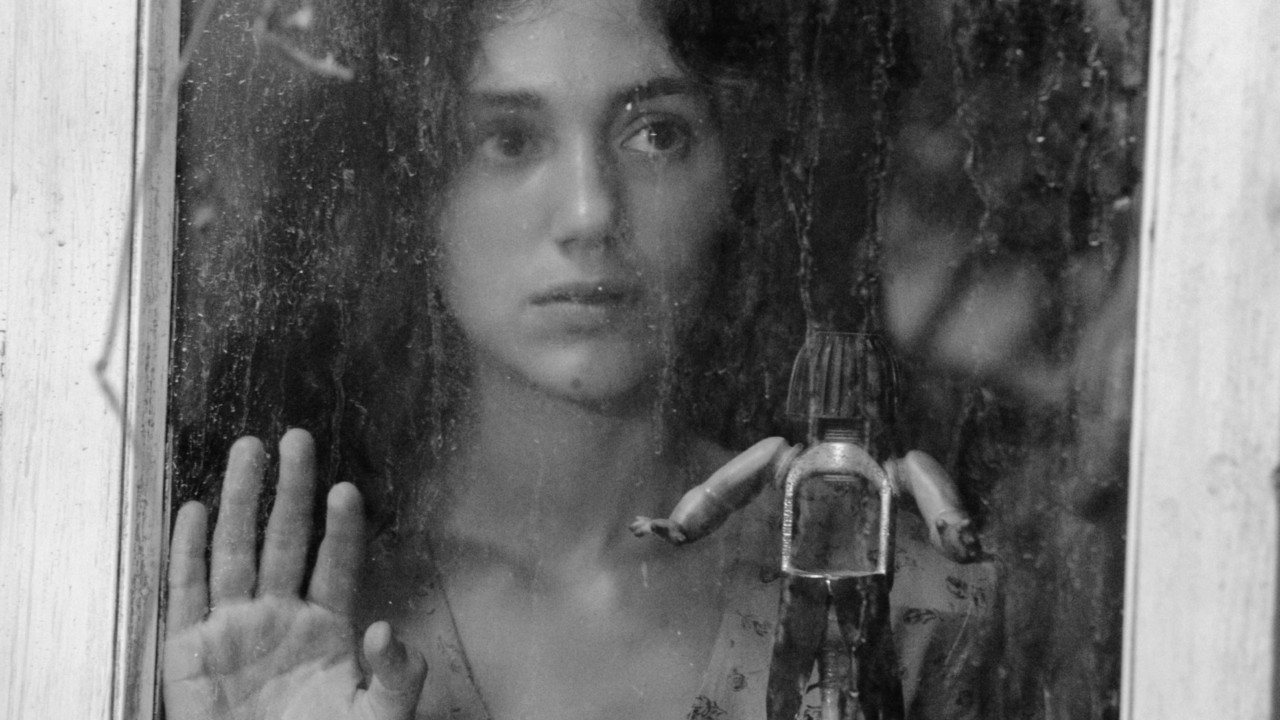  Il silenzio che parla e solitudini scelte  DCM-007