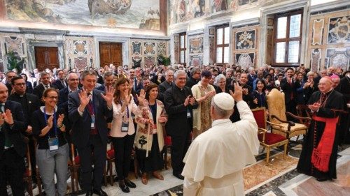 Unità e slancio missionario in unione con il Papa QUO-130 Unità e slancio missionario in unione con il Papa QUO-130