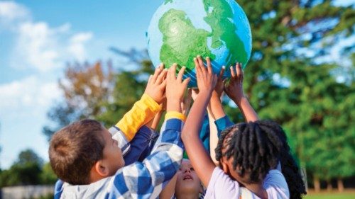  Costruire la pace per il bene comune  QUO-130