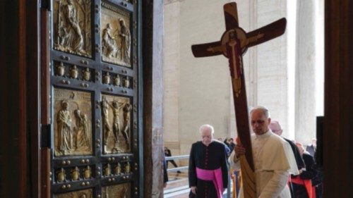 La fecondità della Chiesa dipende dalla Croce altrimenti è apparenza QUO-132 La fecondità della Chiesa dipende dalla Croce altrimenti è apparenza QUO-132