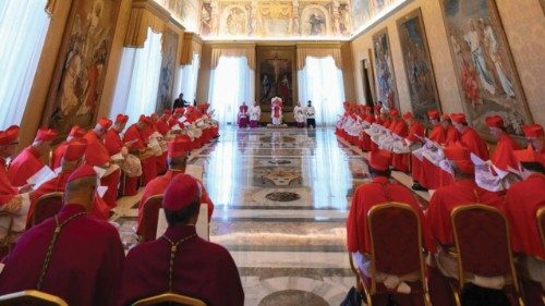 Leone XIV ha tenuto il suo primo Concistoro ordinario pubblico QUO-136 Leone XIV ha tenuto il suo primo Concistoro ordinario pubblico QUO-136