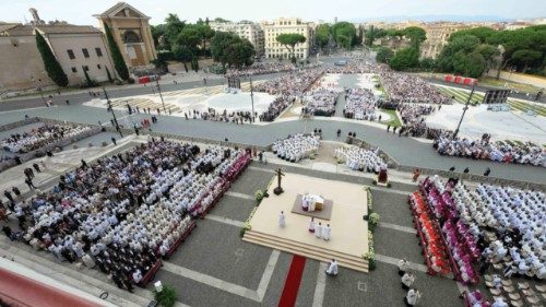 Condividere il pane per moltiplicare la speranza QUO-143 Condividere il pane per moltiplicare la speranza QUO-143
