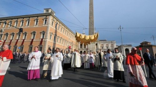 Con Cristo per le strade di Roma QUO-143 Con Cristo per le strade di Roma QUO-143