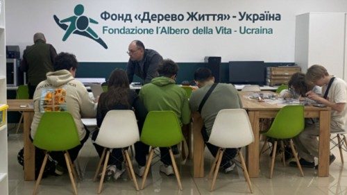 Il diritto alla scuola nonostante le bombe QUO-144 Il diritto alla scuola nonostante le bombe QUO-144