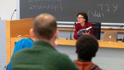 Accordo tra la Pontificia Università Gregoriana e l’Università del Salento per il doppio titolo in ... Accordo tra la Pontificia Università Gregoriana e l’Università del Salento per il doppio titolo in ...