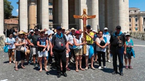 Sulle orme dei primi cristiani per un futuro di comunione e solidarietà QUO-154 Sulle orme dei primi cristiani per un futuro di comunione e solidarietà QUO-154