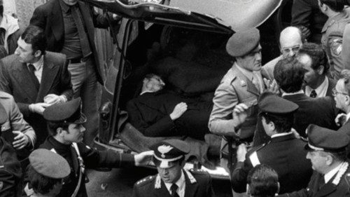 Mai recidere il filo della continuità repubblicana QUO-157 Mai recidere il filo della continuità repubblicana QUO-157
