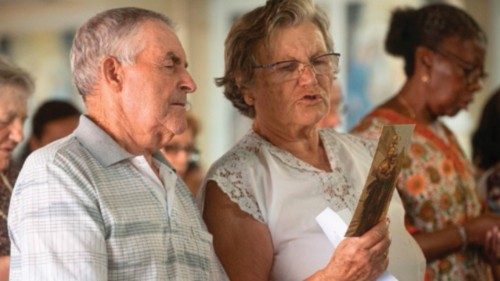 Per insegnare ai giovani a guardare il cielo QUO-158 Per insegnare ai giovani a guardare il cielo QUO-158