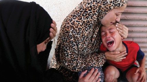 Palestinian mother Samah Al-Nouri, whose daughter Sama was killed in an Israeli strike on Thursday ... Palestinian mother Samah Al-Nouri, whose daughter Sama was killed in an Israeli strike on Thursday ...