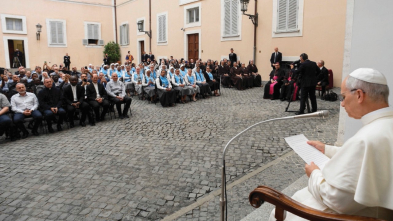  Volti differenti  dell’amore di Dio per gli uomini  QUO-160