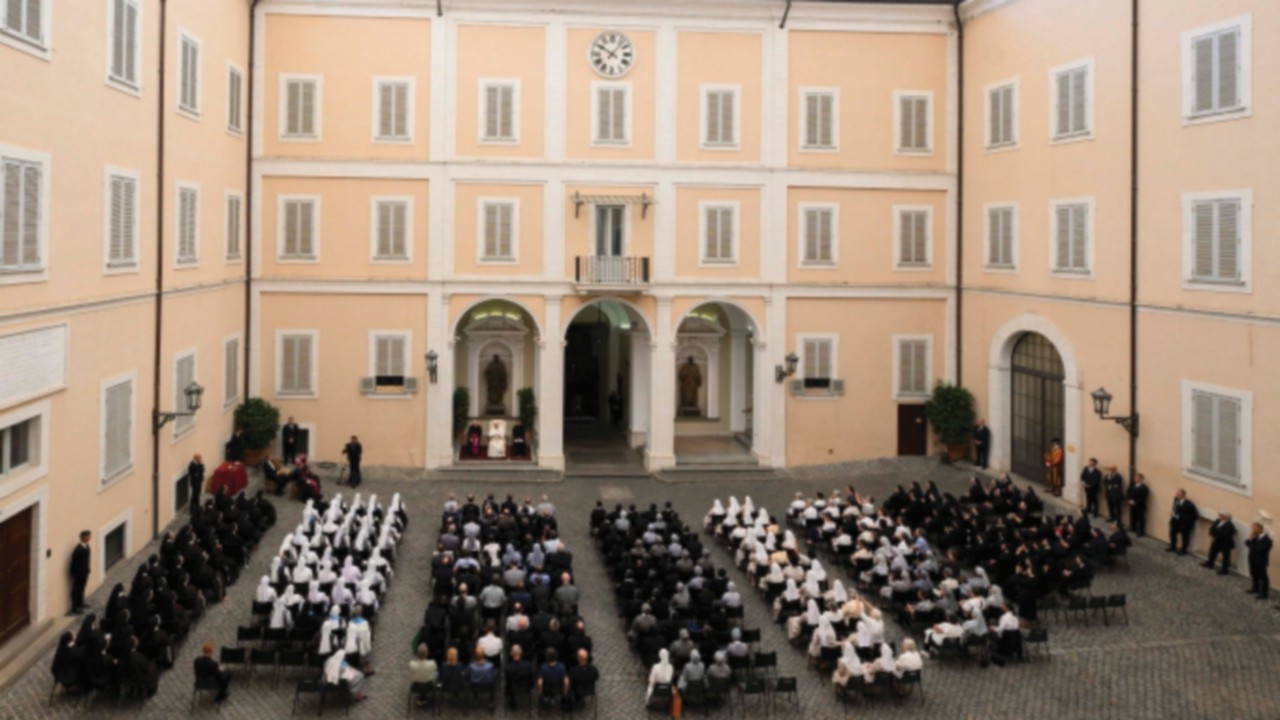  Volti differenti dell’amore di Dio per gli uomini  QUO-160