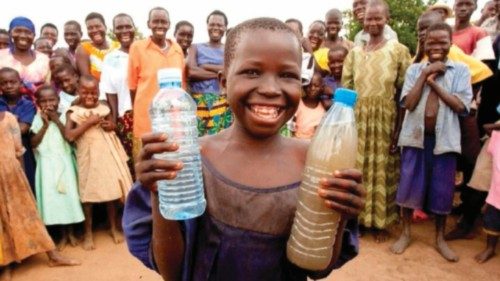  Dove gli adolescenti sanno ancora sorridere davvero  QUO-165