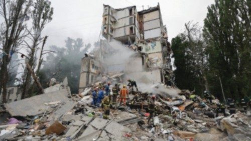 epa12274453 Rescuers work at the site of a Russian strike on a nine-storey residential building in ... epa12274453 Rescuers work at the site of a Russian strike on a nine-storey residential building in ...