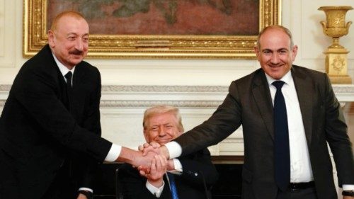 epa12290503 (L-R) Azerbaijan's President Ilham Aliyev, US President Donald Trump, and Armenia's ...