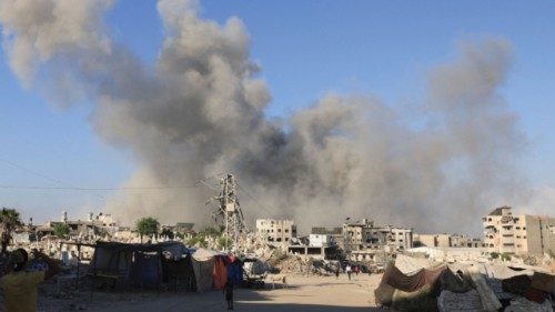Smoke rises following an explosion during an Israeli operation, in Gaza City, August 26, 2025. ... Smoke rises following an explosion during an Israeli operation, in Gaza City, August 26, 2025. ...