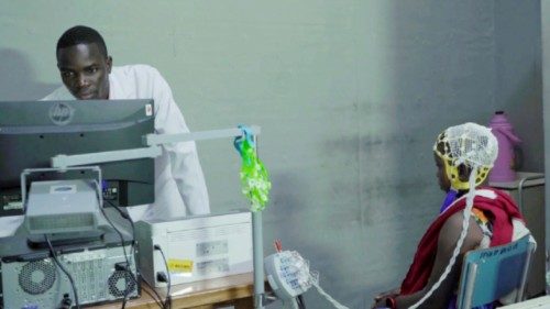  Cura e lotta allo stigma: la sfida dell’epilessia in Tanzania  QUO-196
