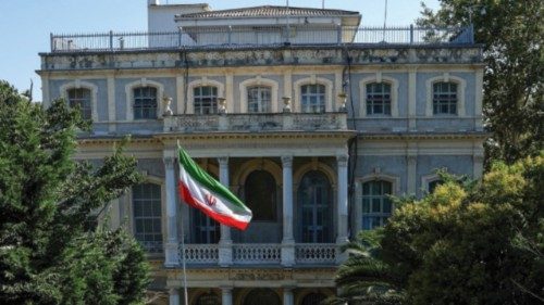 Alta tensione sul nucleare iraniano QUO-198 Alta tensione sul nucleare iraniano QUO-198