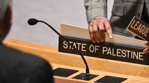 Palestinian Ambassador to the UN Riyad Mansour (L) takes his seat at the start of a United Nations ... Palestinian Ambassador to the UN Riyad Mansour (L) takes his seat at the start of a United Nations ...