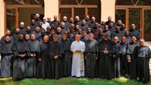  Leone XIV  celebrerà la messa  per l’apertura  del capitolo generale degli agostiniani  QUO-199