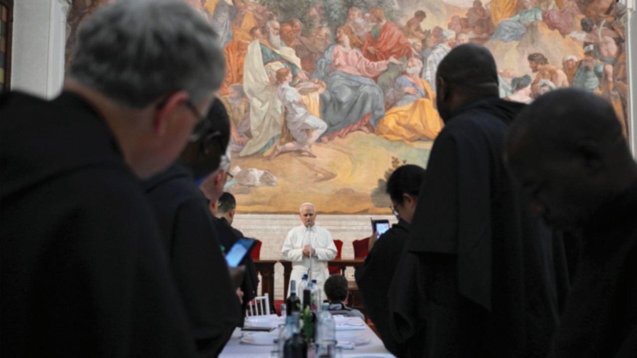  Momento di grazia  per l’Ordine e per la Chiesa  QUO-201