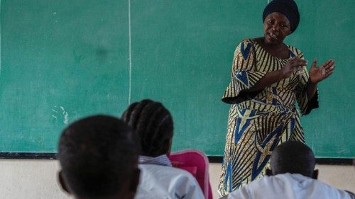 epa12342392 Primary school students attend class at the Rutoboko Primary School at the start of the ... epa12342392 Primary school students attend class at the Rutoboko Primary School at the start of the ...