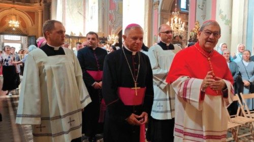 «Il vostro servizio è un segno della misericordia di Cristo» QUO-205 «Il vostro servizio è un segno della misericordia di Cristo» QUO-205