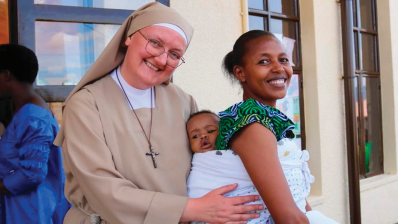  Światło dla dzieci w Rwandzie. Siostra Pia o posłudze wśród niewidomych  POL-011